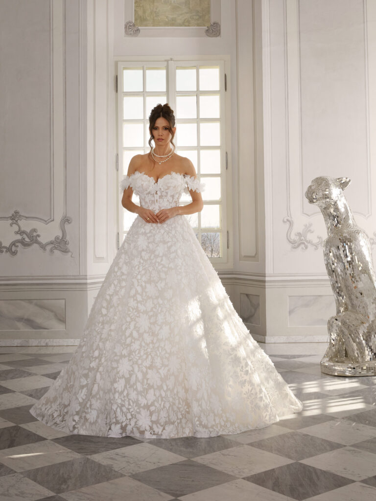 Kristen von Vanilla Sposa