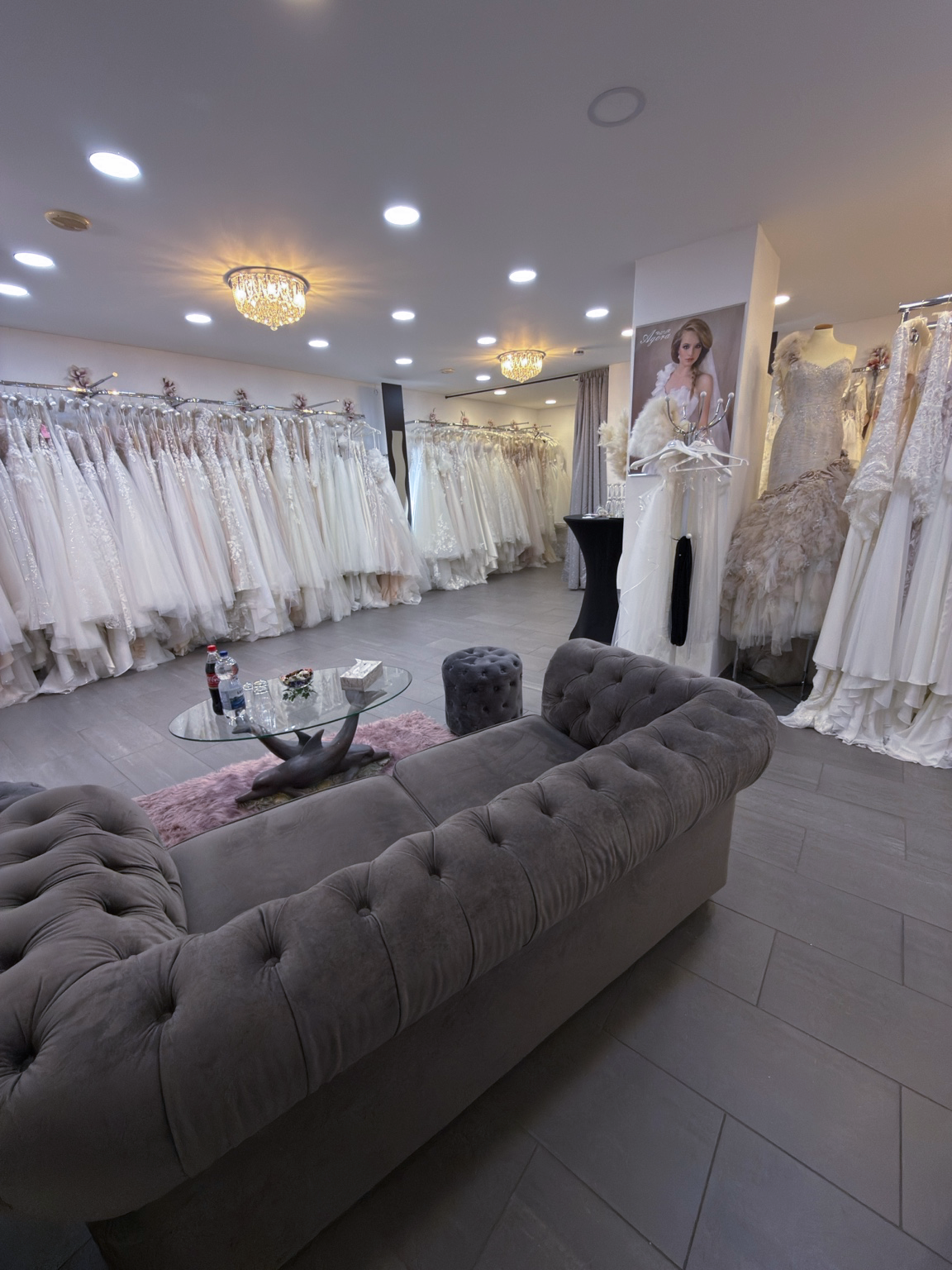 Lady M Salon Ambiente